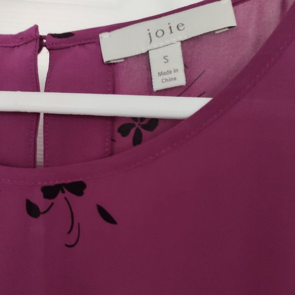 Magenta Floral Blouse NWOT - Picture 4 of 6